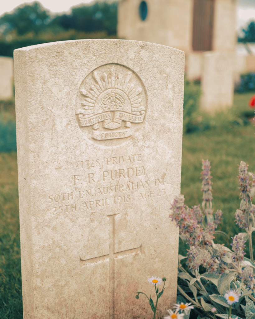 La tombe d'un soldat australien, Villers-Bretonneux